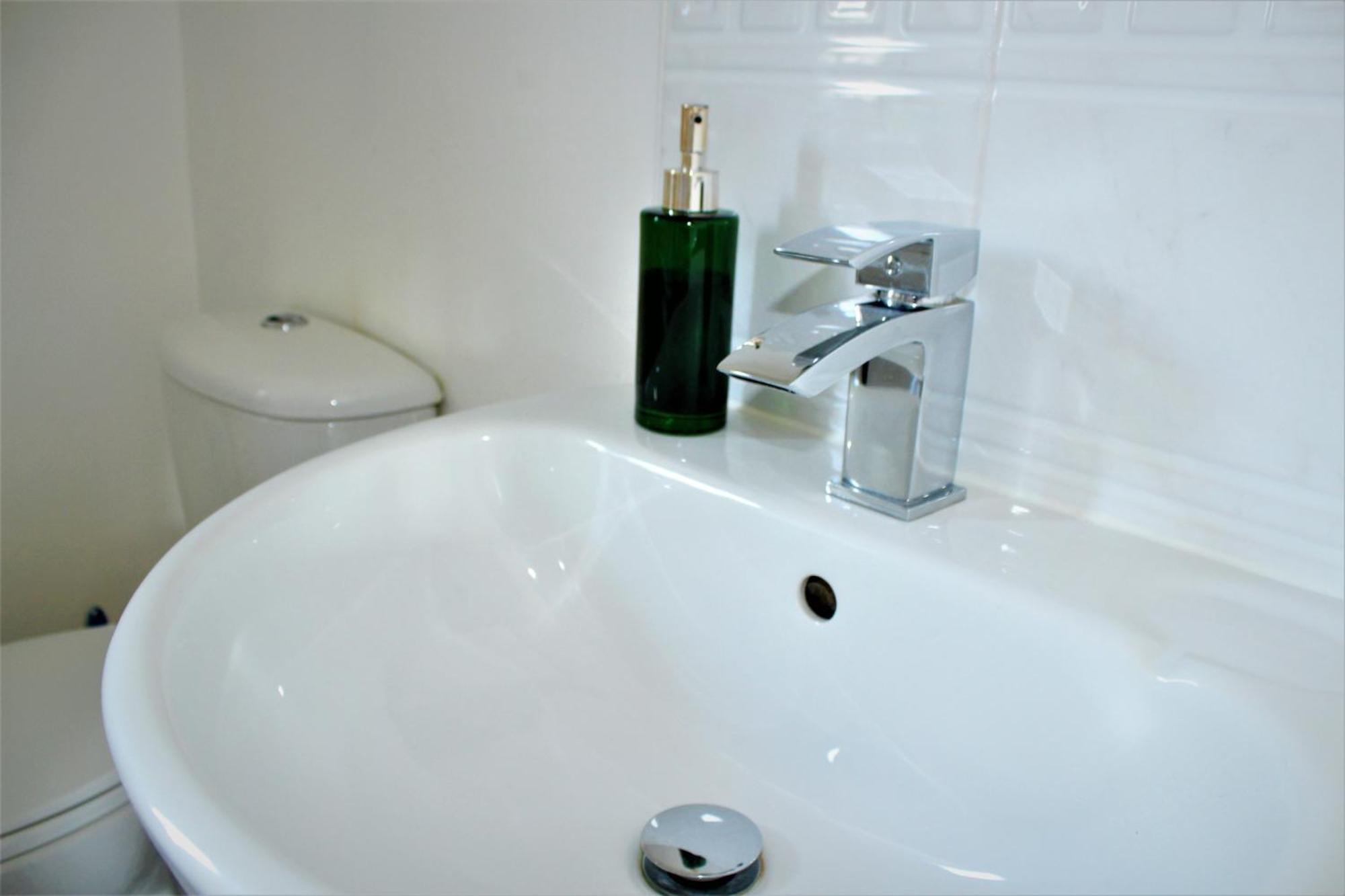 Empire Serviced Apartments 欣克利 外观 照片